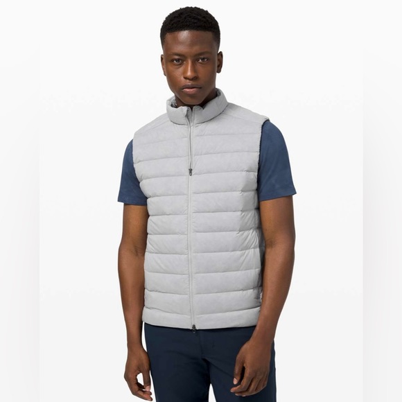 MENS LULULEMON VEST - Picture 1 of 5
